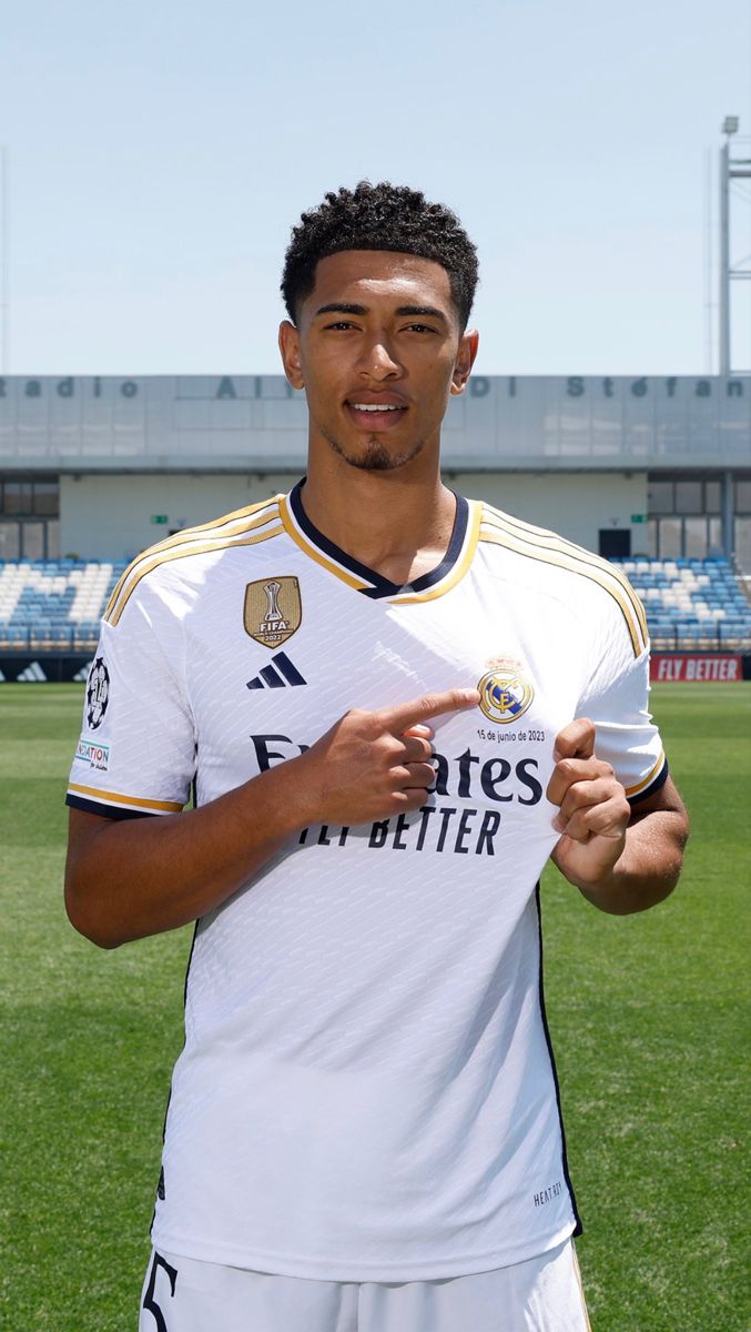 Most Attractive Soccer Players 2025: 15 Hottest Players