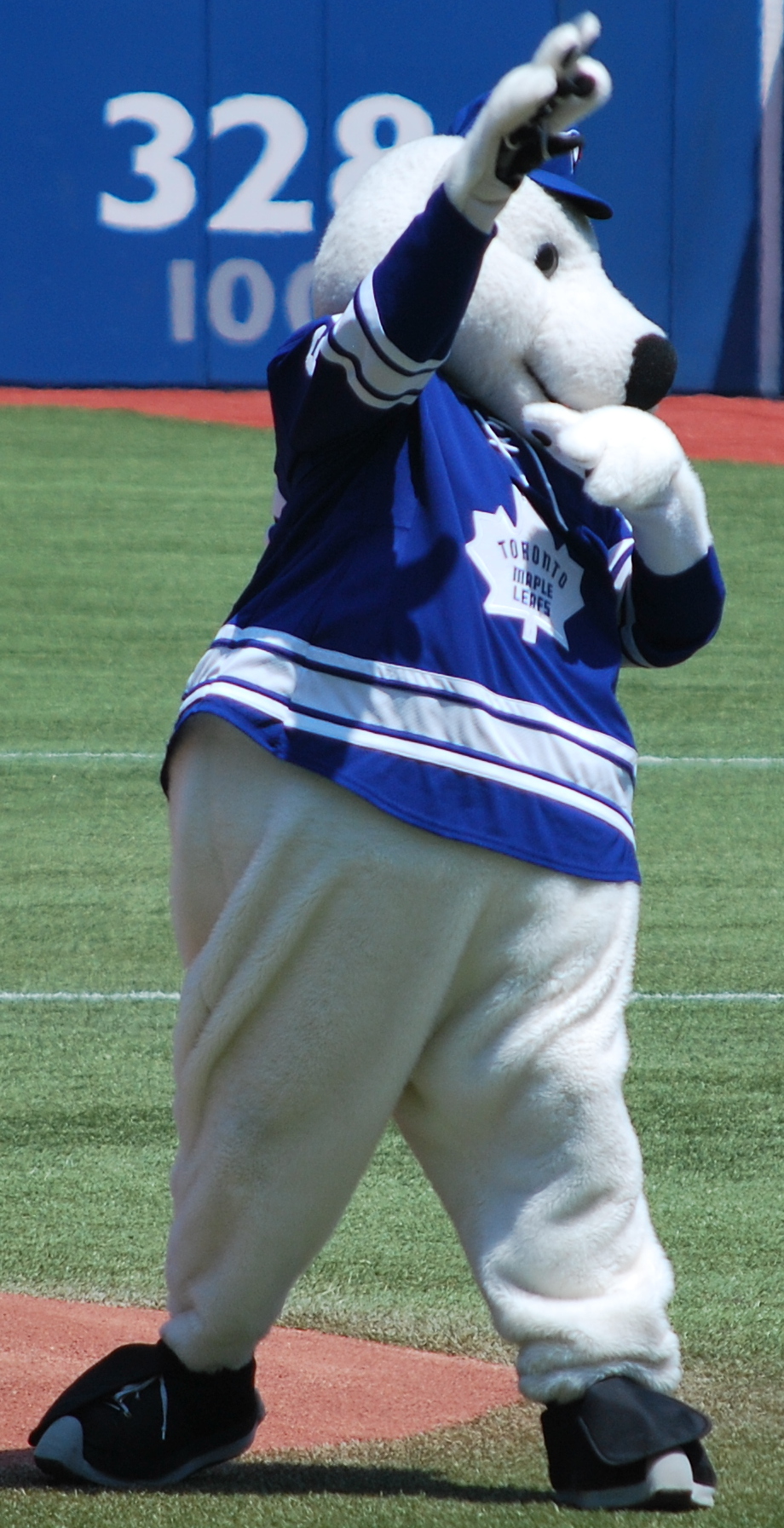 Maple (mascot) mascot